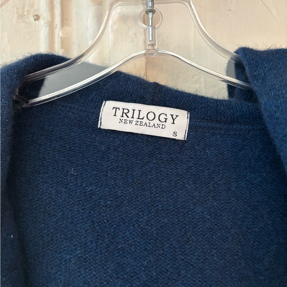 TRILOGY NZ - Hooded Long Line Cardigan - Picture 4 of 9